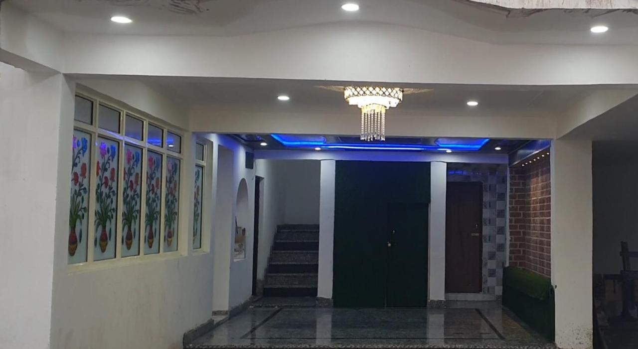 Hotel Resonance Exotic Srīnagar Kültér fotó