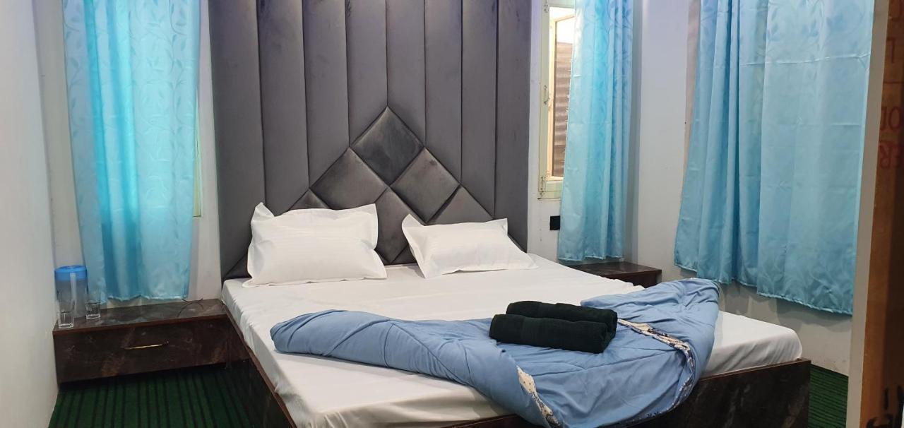 Hotel Resonance Exotic Srīnagar Kültér fotó