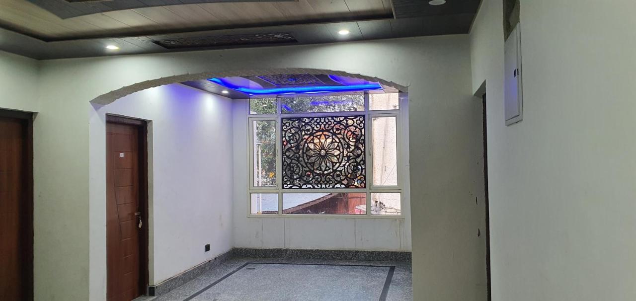 Hotel Resonance Exotic Srīnagar Kültér fotó
