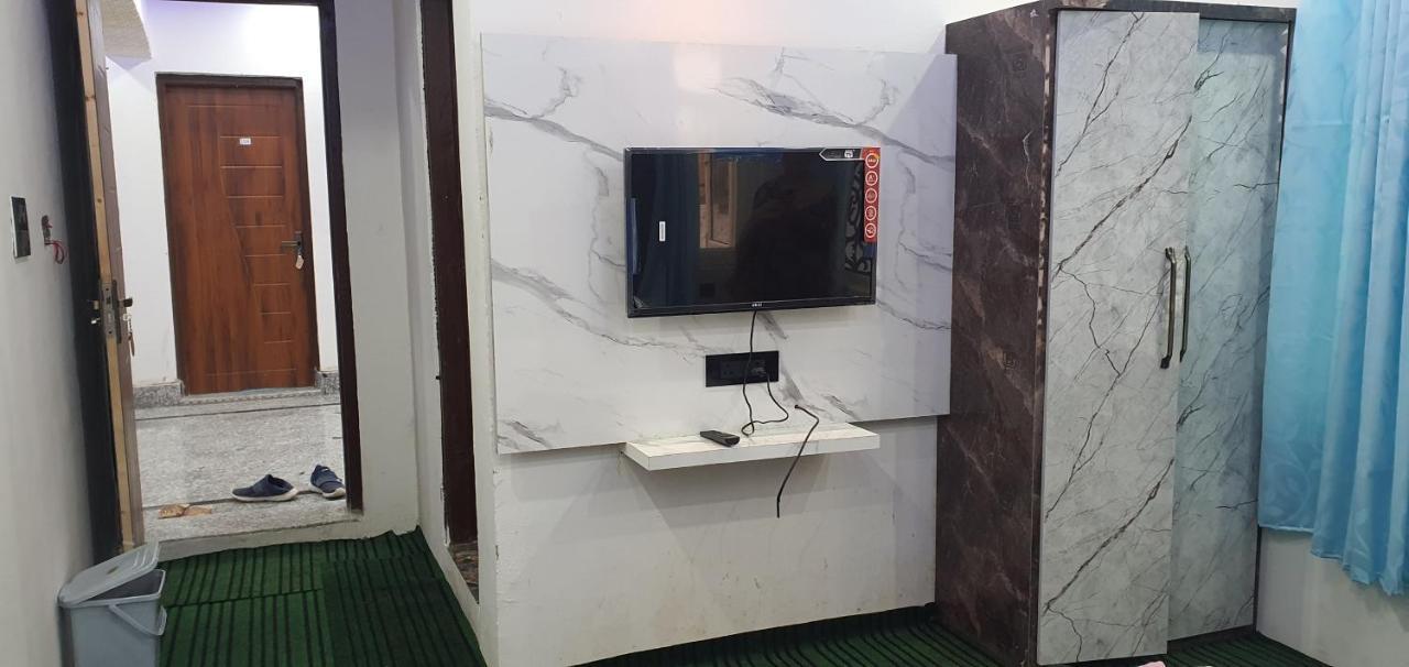 Hotel Resonance Exotic Srīnagar Kültér fotó