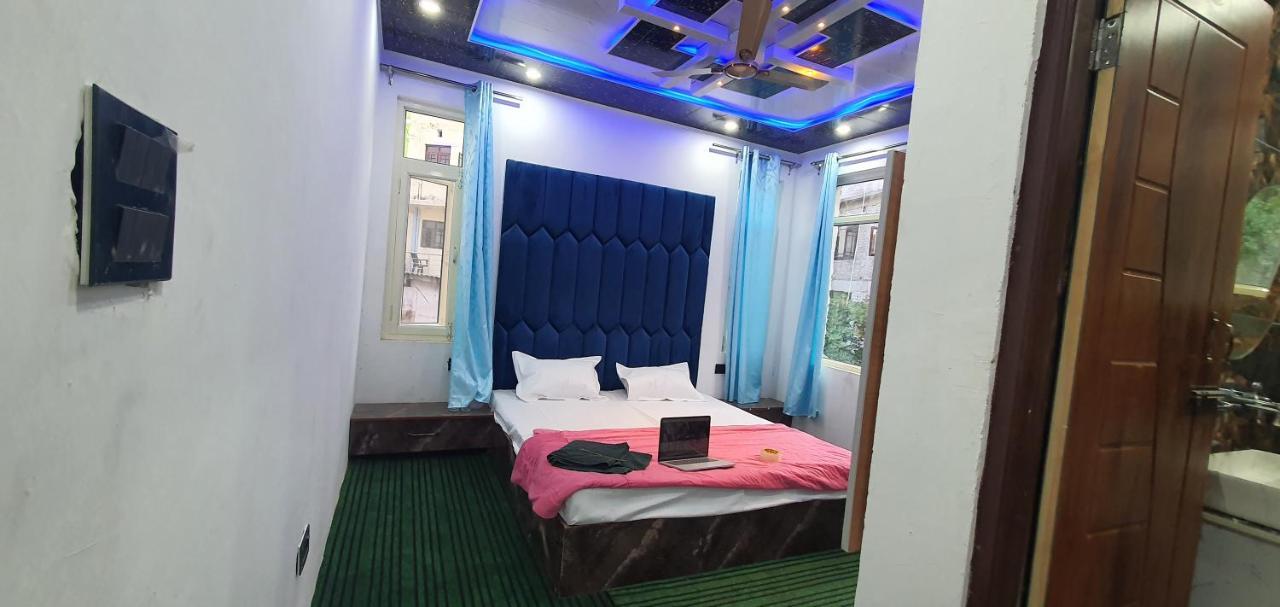 Hotel Resonance Exotic Srīnagar Kültér fotó
