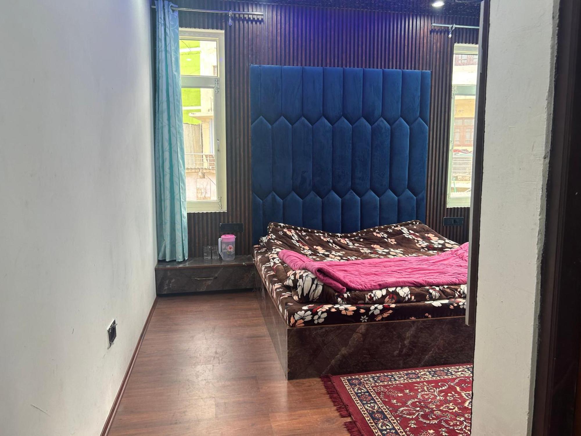 Hotel Resonance Exotic Srīnagar Kültér fotó